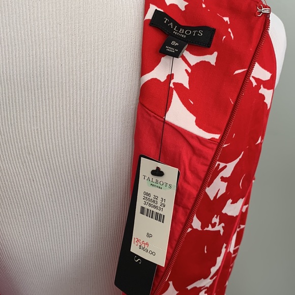 NWT Talbots sleeveless dress size 8P Red White Floral Fit & Flare with Pockets - Picture 6 of 6